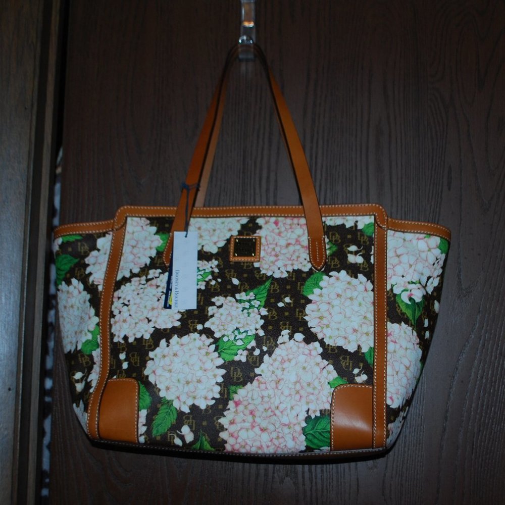 NWT Dooney & Bourke Lilac Tote - BEAUTIFUL!!! - Picture 7 of 10